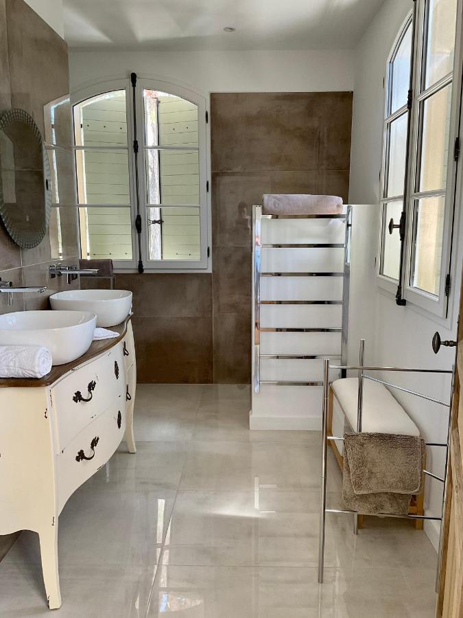 Bed and Breakfast La Soleillade Aixoise Aix-en-Provence Exterior foto